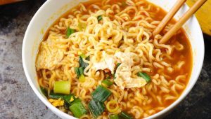 Mie Instan Bahayakan Pertumbuhan Anak-anak Asia