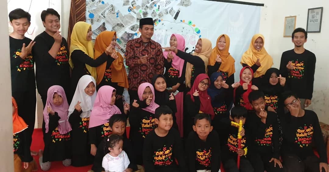Melahirkan Generasi Normal: Muslim Intelektual Profesional