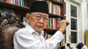 Mengenang Kiprah Gus Sholah