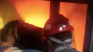 Api dan Kepulan Asap Muncul di Gedung Nusantara I DPR RI