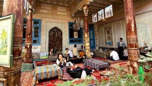 Miris, Banyak Masjid di Xinjiang China yang Dijadikan Kafe