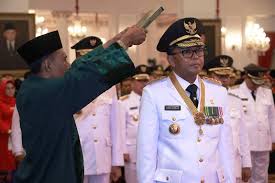 Nurdin Abdullah saat Dilantik. Foto: Okezone