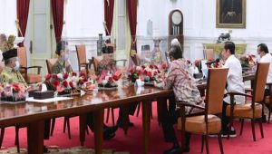 Amien Rais Bertemu Jokowi di Istana.