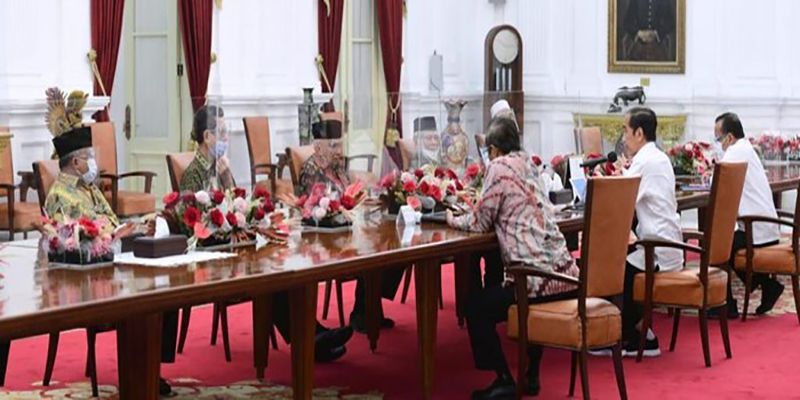 Amien Rais Bertemu Jokowi di Istana.