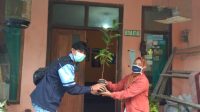 Kegiatan Pembagian Bibit Tanaman