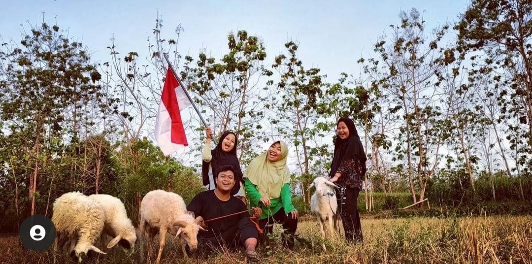 Dua Visi Kemandirian Planet NUFO