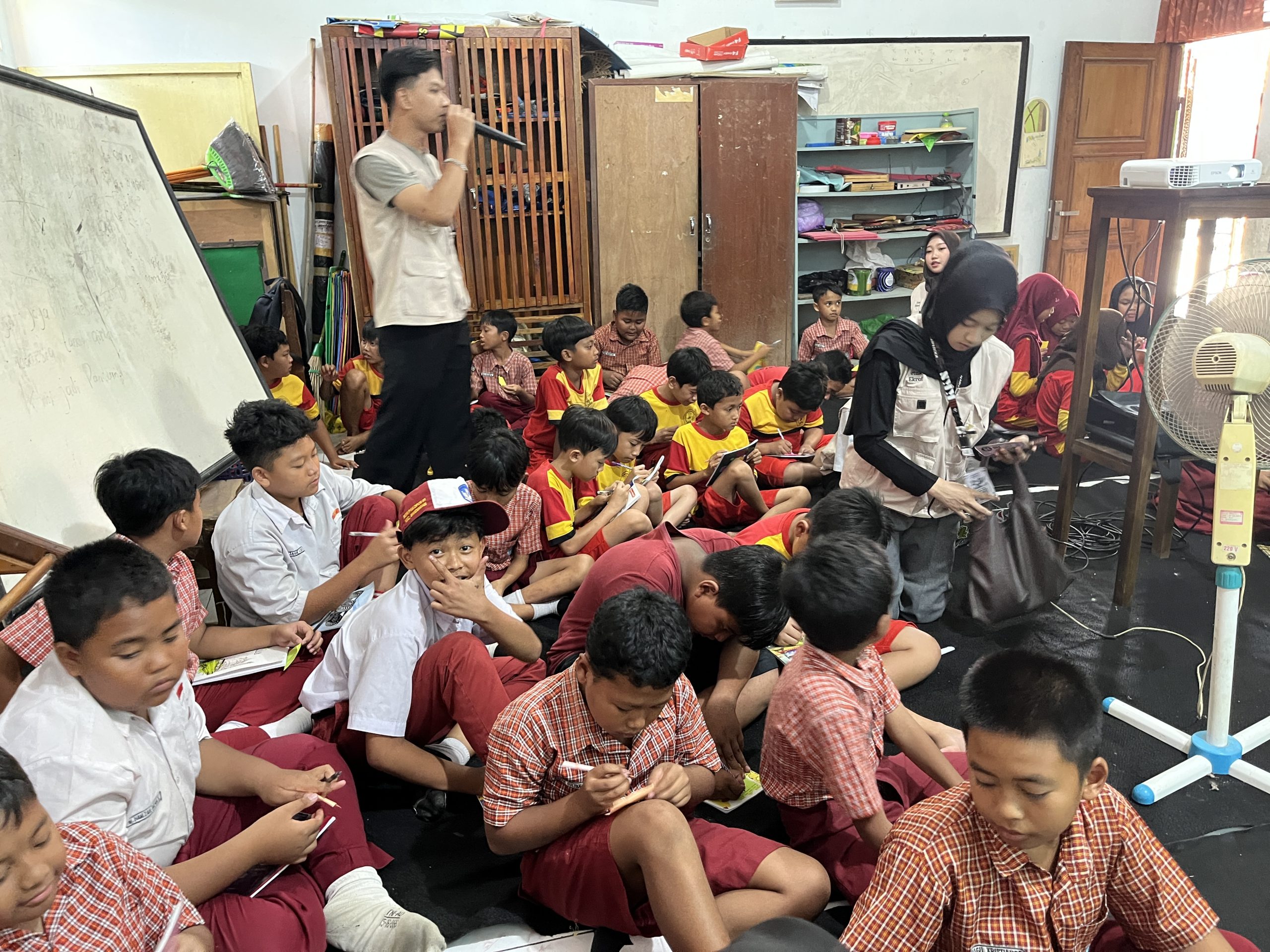 sosialisasi anti-bullying