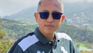 Dr. Moh. Taufik, M.H Dr. Moh. Taufik, M.H